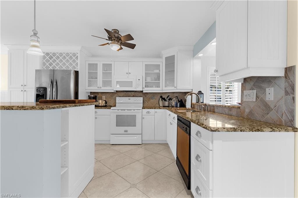 1190 Yesica Ann CIR B101-8