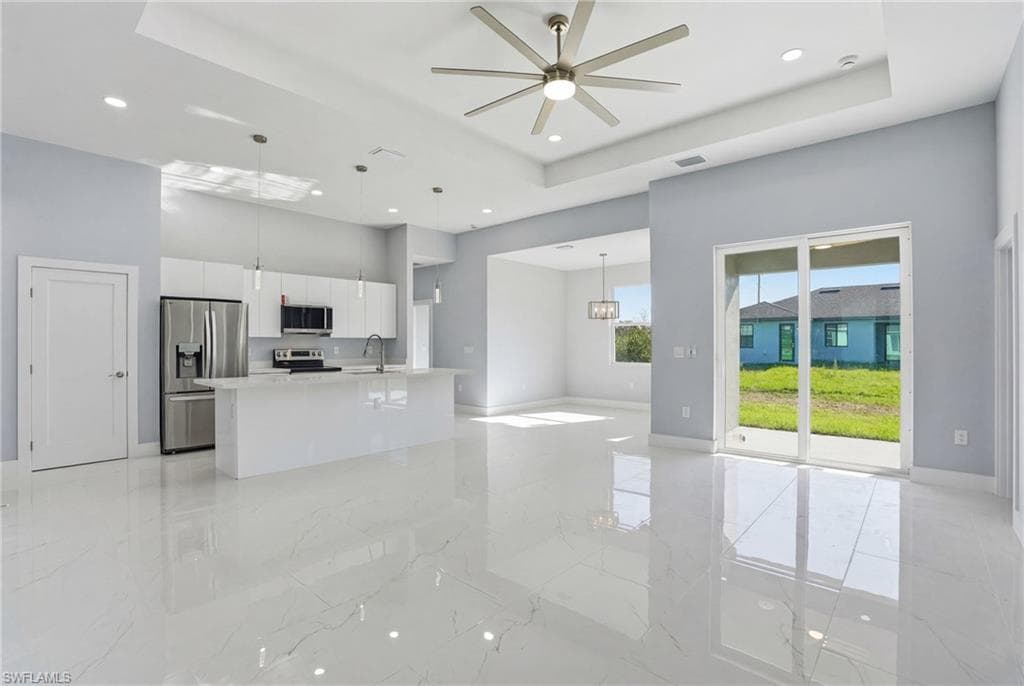 429 Palmyra AVE-5