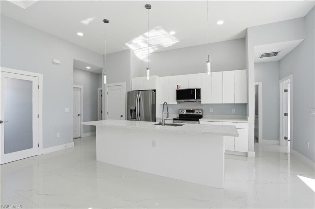 429 Palmyra AVE-10