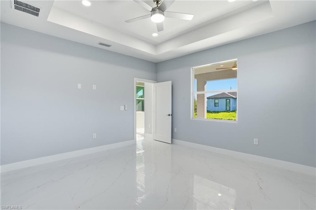 429 Palmyra AVE-18