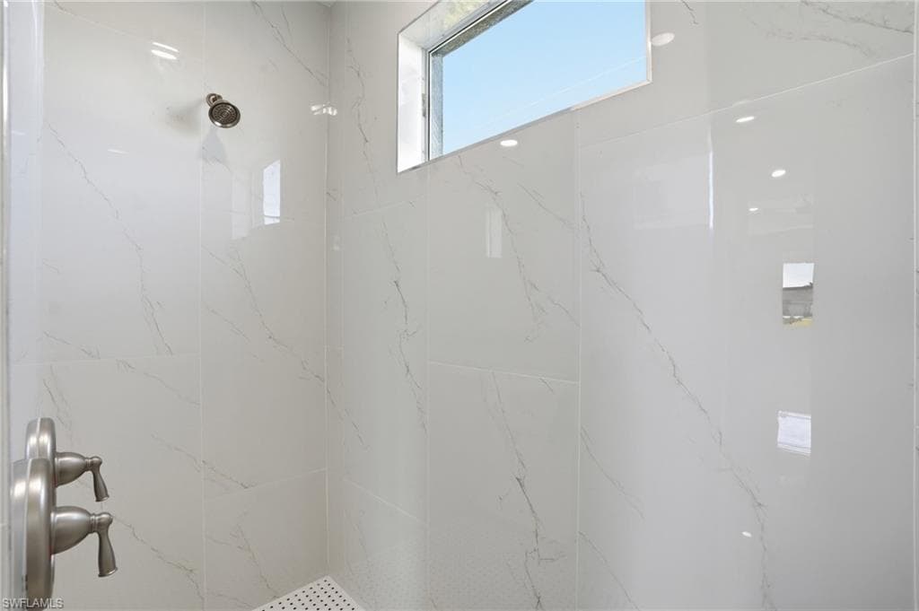 429 Palmyra AVE-21