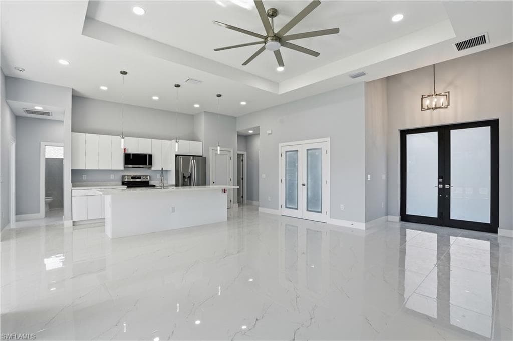 431 Palmyra AVE-6