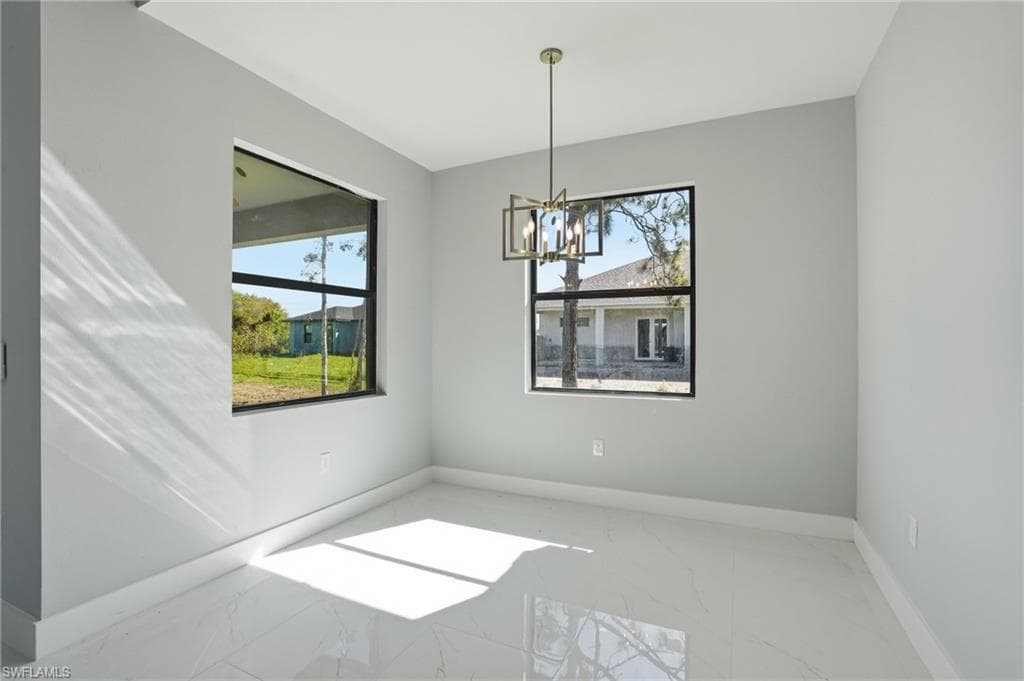 431 Palmyra AVE-12