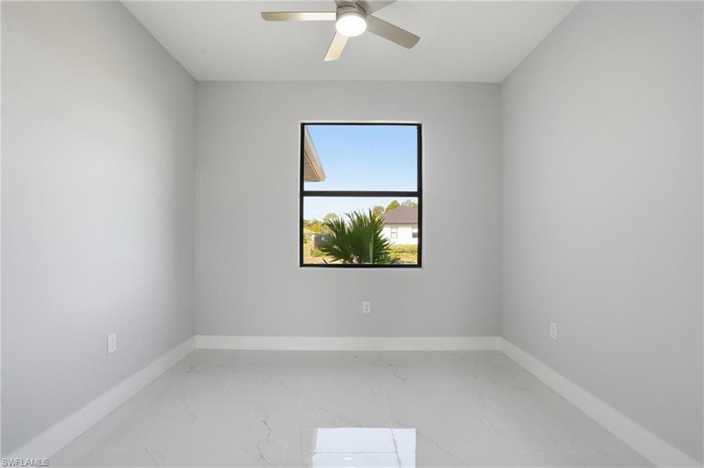 431 Palmyra AVE-14