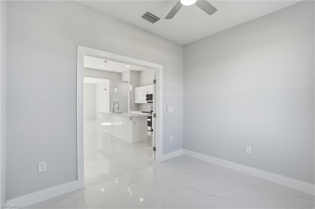 431 Palmyra AVE-15