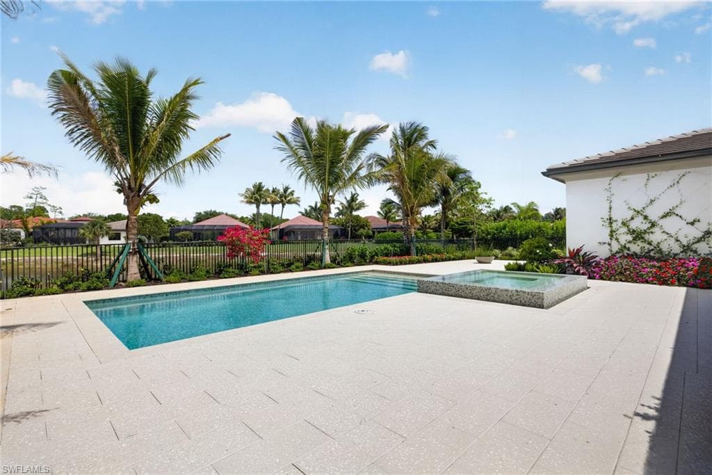 16736 Lucarno WAY-33