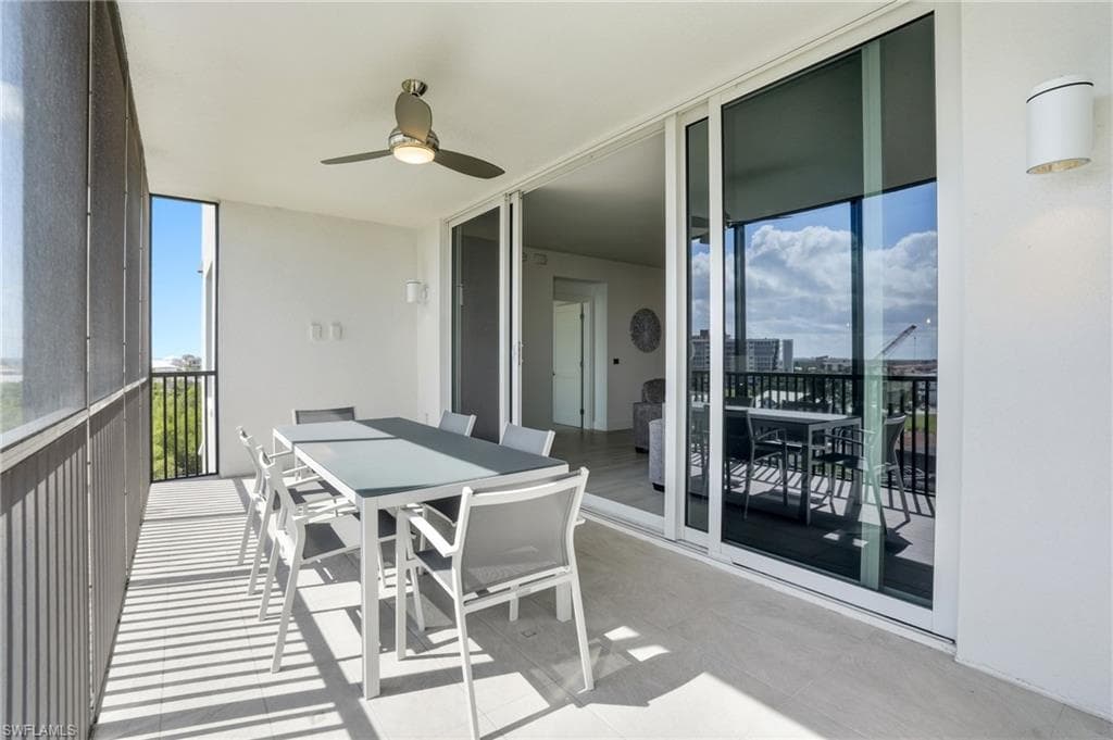4142 Bay Beach LN 502-18