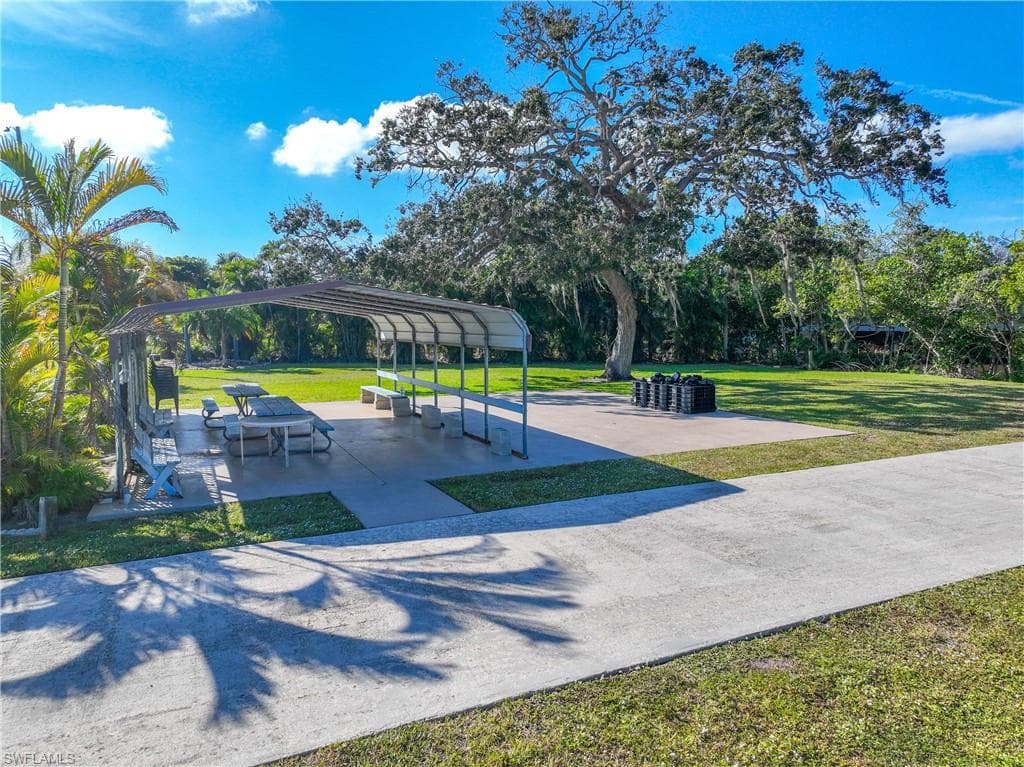 101 Audubon RD-33