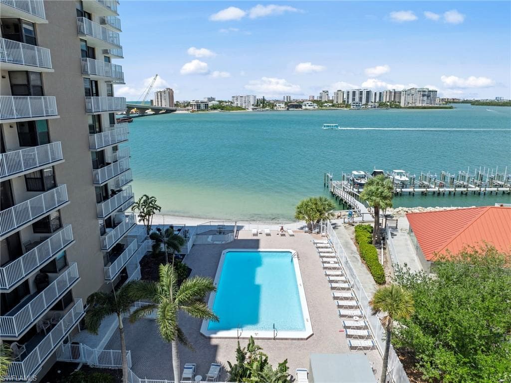 8701 Estero BLVD 507-41