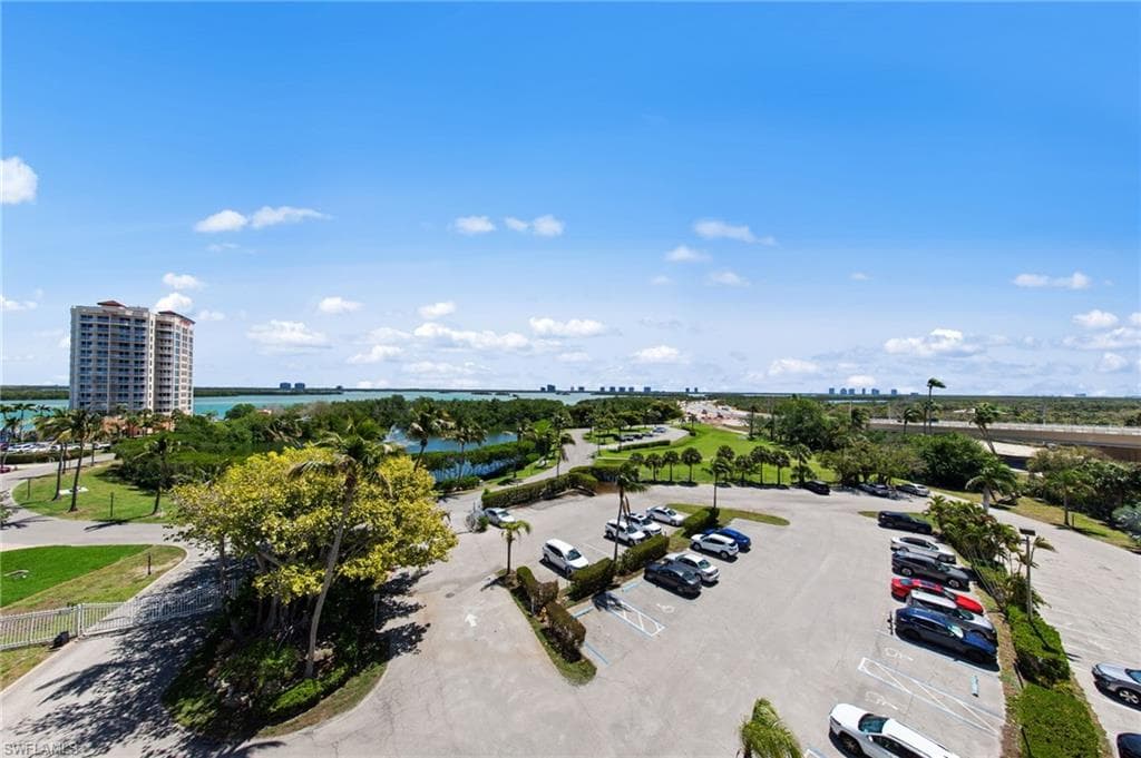 8701 Estero BLVD 507-29