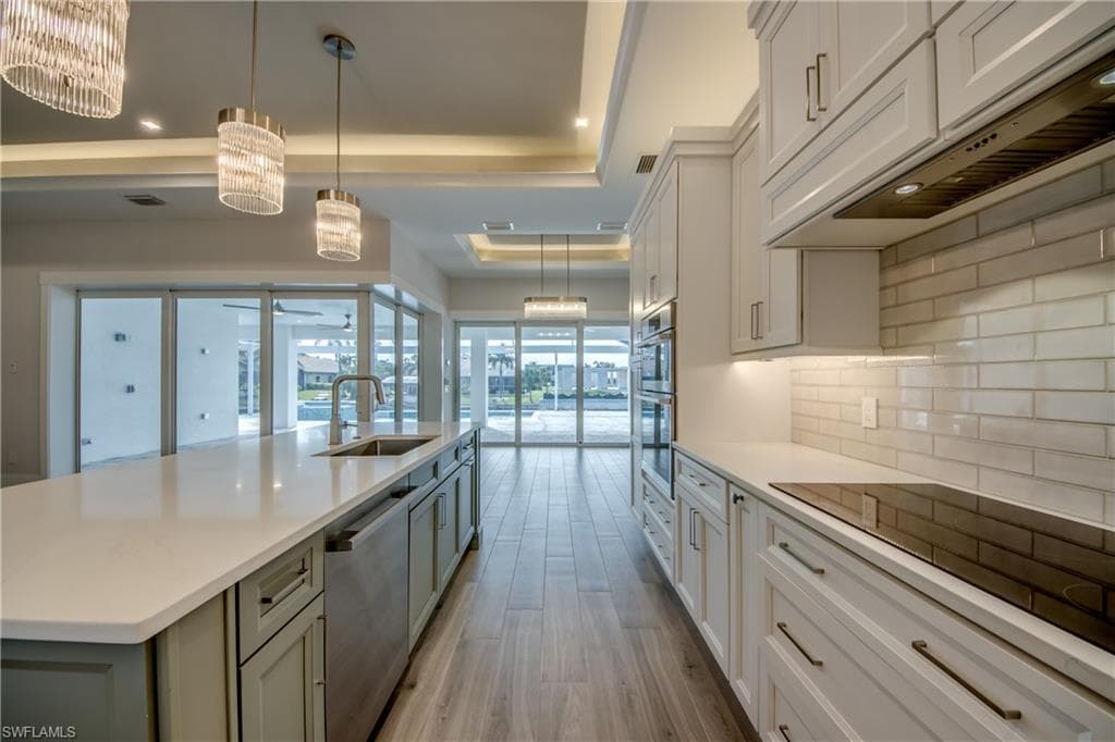 5125 Avalon DR-11