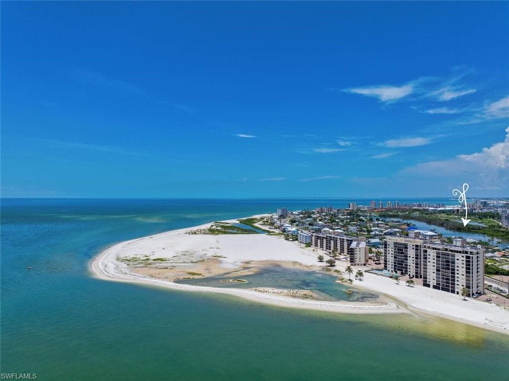 8400 Estero BLVD 103-1