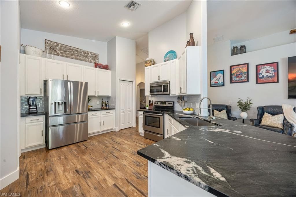 219 Glen Eagle CIR-1