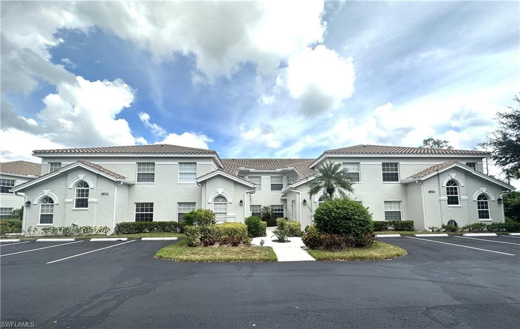 6816 Satinleaf RD S 102-22