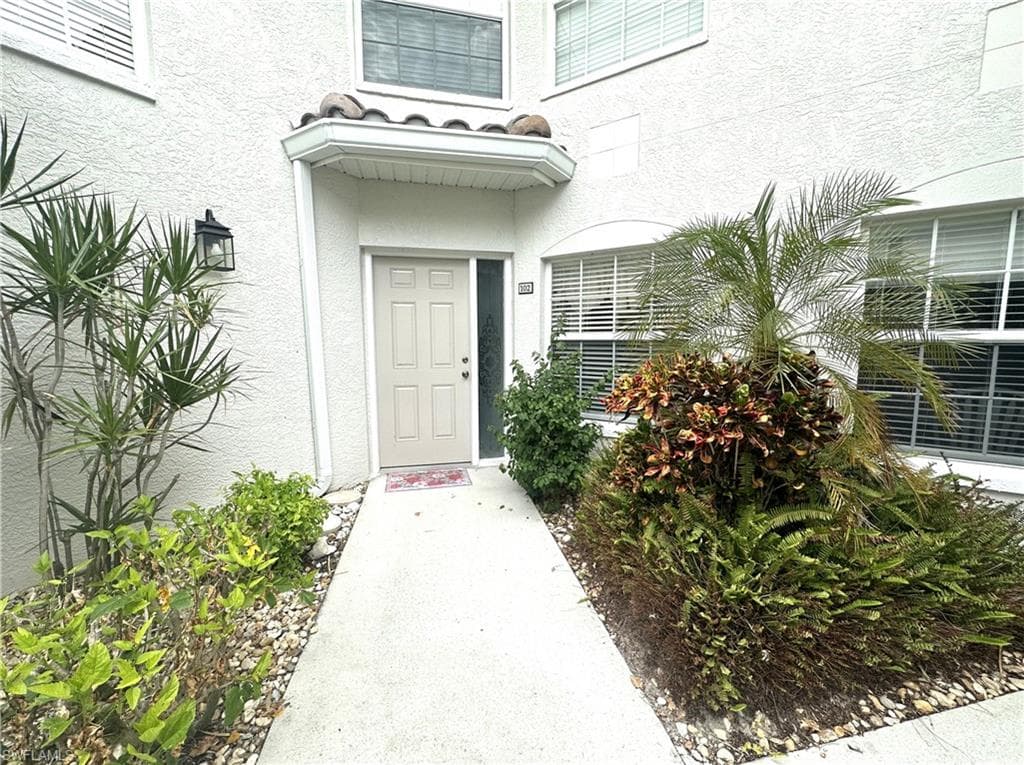 6816 Satinleaf RD S 102-3