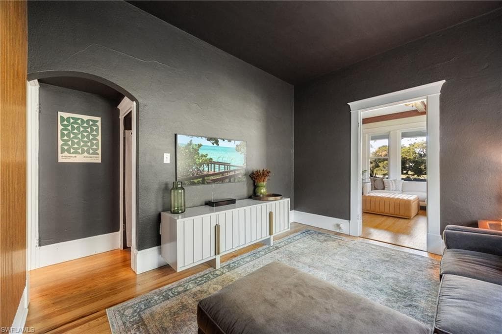 1473 Barcelona AVE-23
