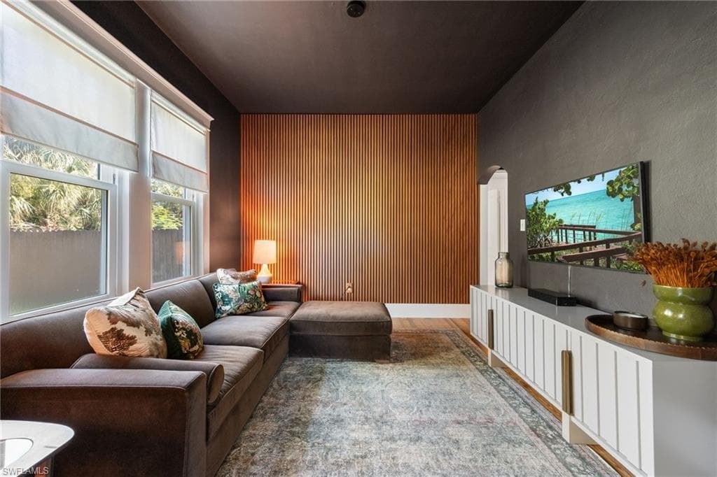 1473 Barcelona AVE-22