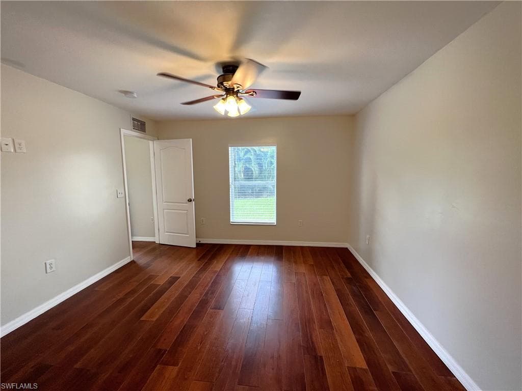 8334 Robin RD-11