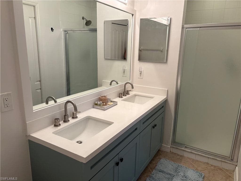 2740 Cypress Trace CIR 2723-2