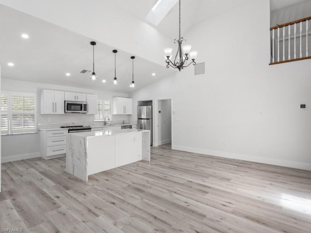 1131 Crayton RD-9