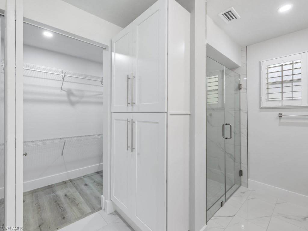 1131 Crayton RD-14