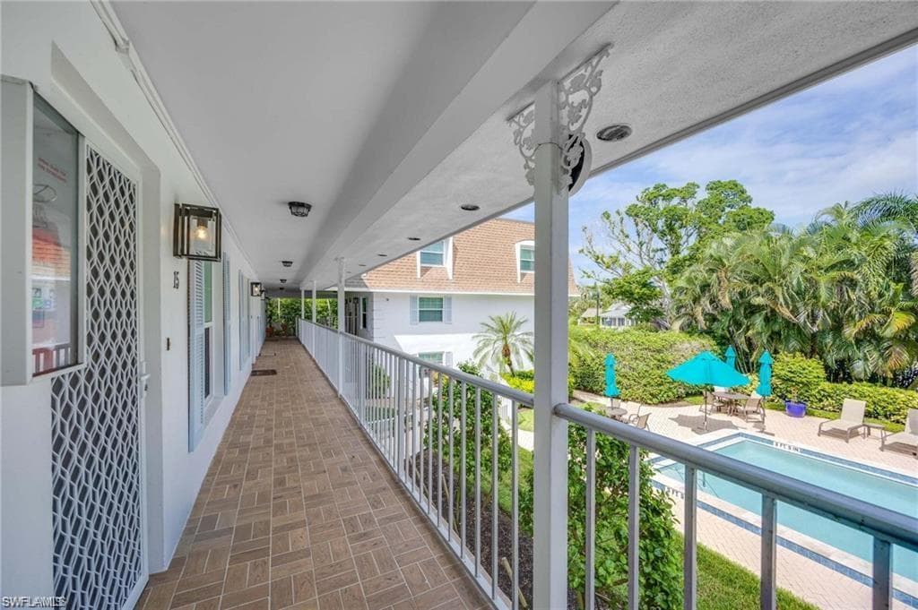1222 Gordon DR 15-17