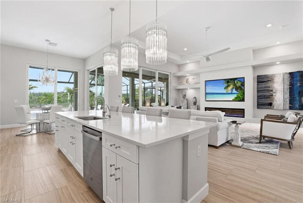18902 Wildblue BLVD-13