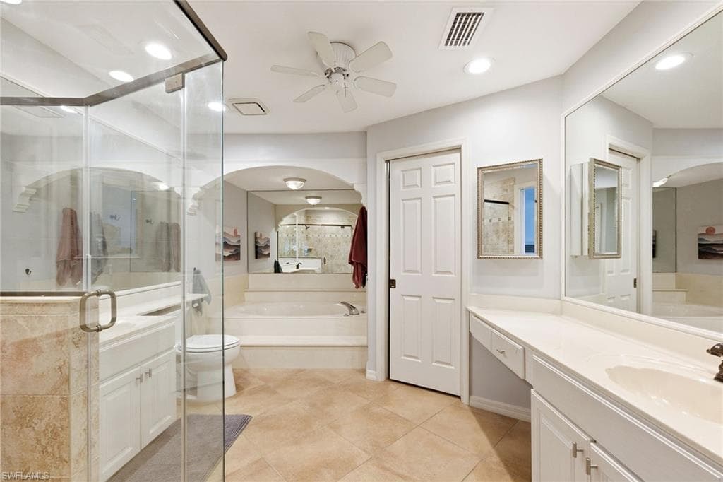646 Augusta BLVD-27