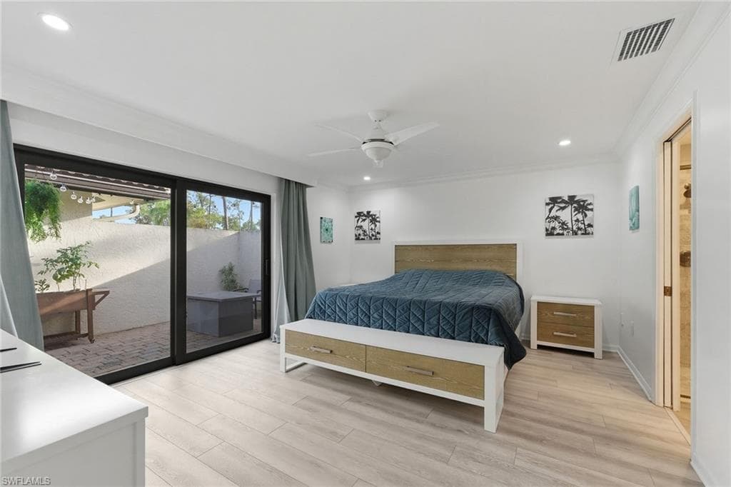 646 Augusta BLVD-24