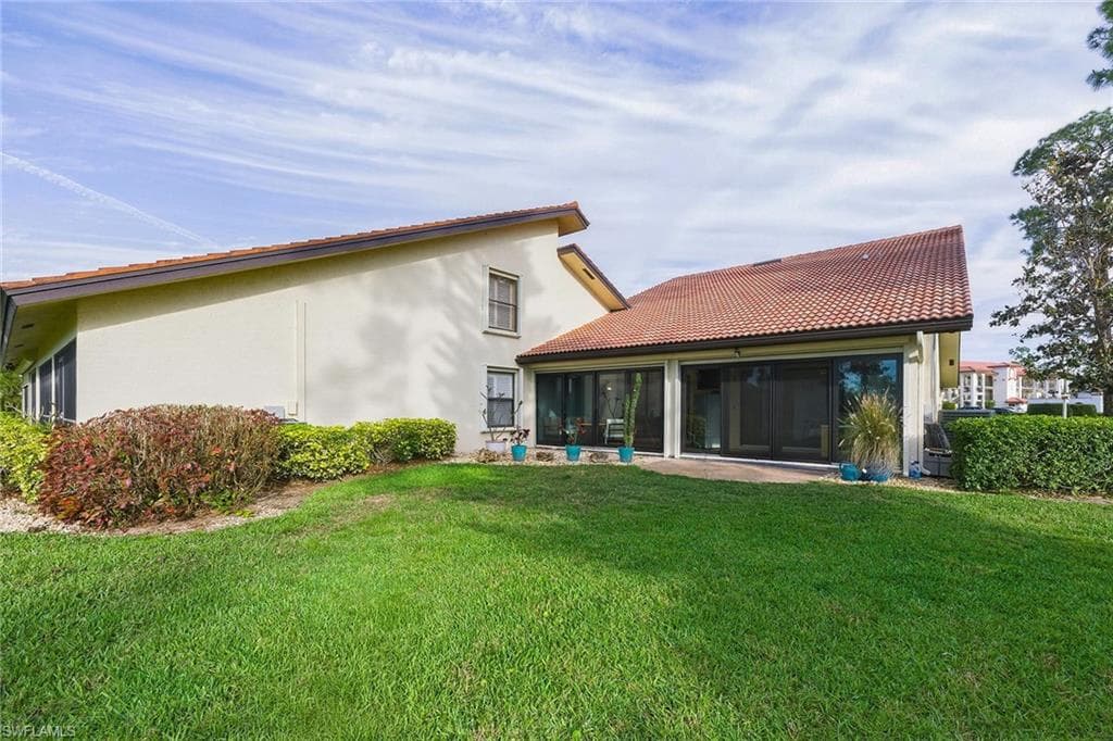 646 Augusta BLVD-41