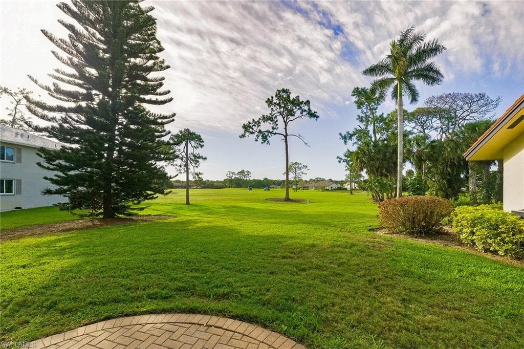 646 Augusta BLVD-37