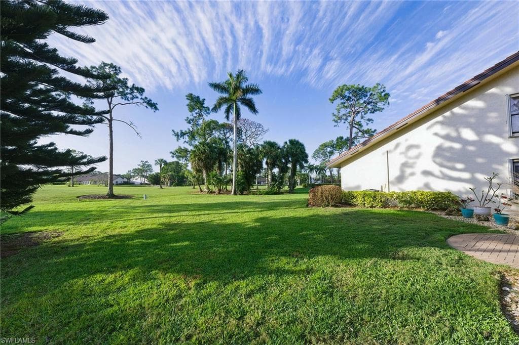 646 Augusta BLVD-40