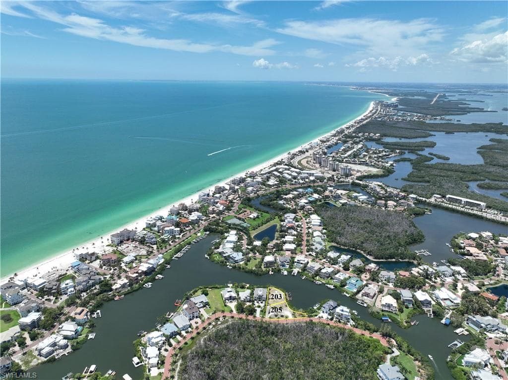 205 Bayfront DR-16