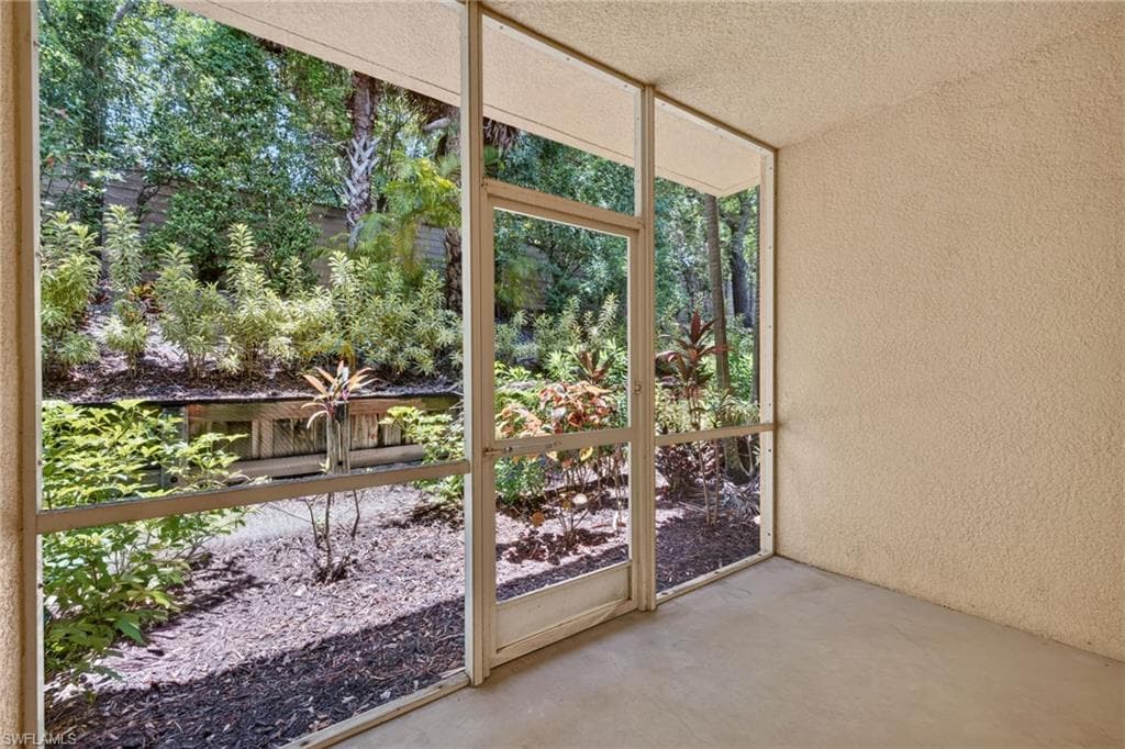 20265 Royal Villagio CT 107-23