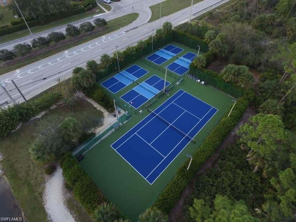 20265 Royal Villagio CT 107-27