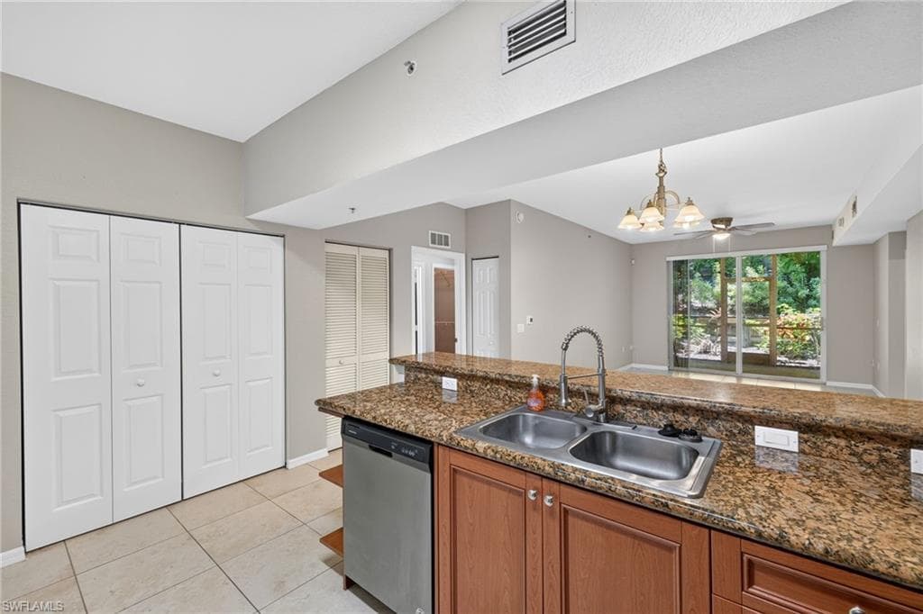 20265 Royal Villagio CT 107-6