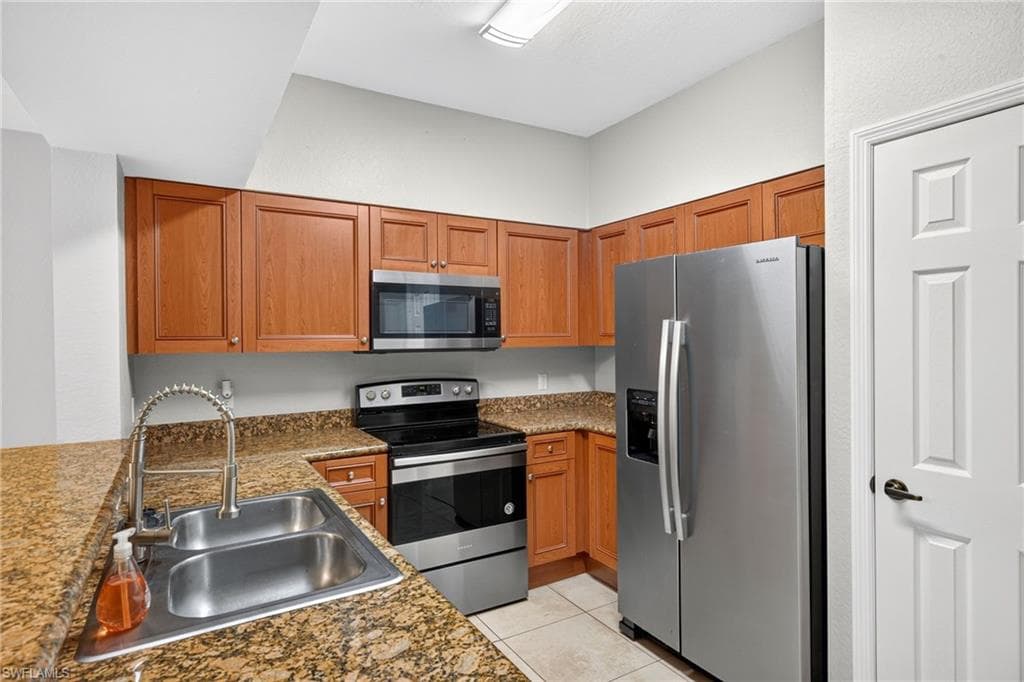 20265 Royal Villagio CT 107-5
