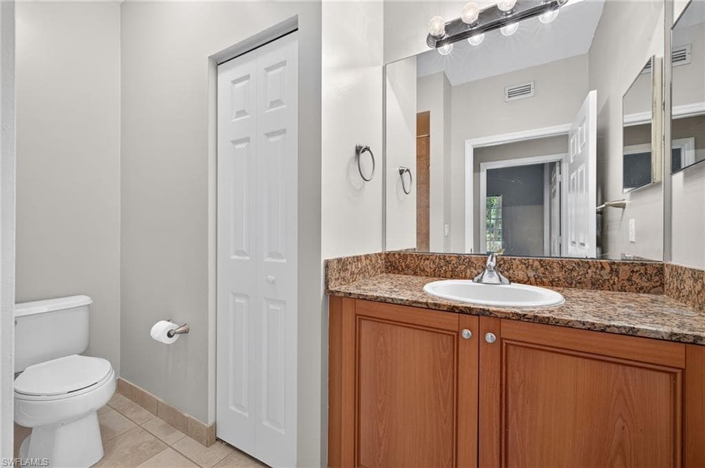 20265 Royal Villagio CT 107-20