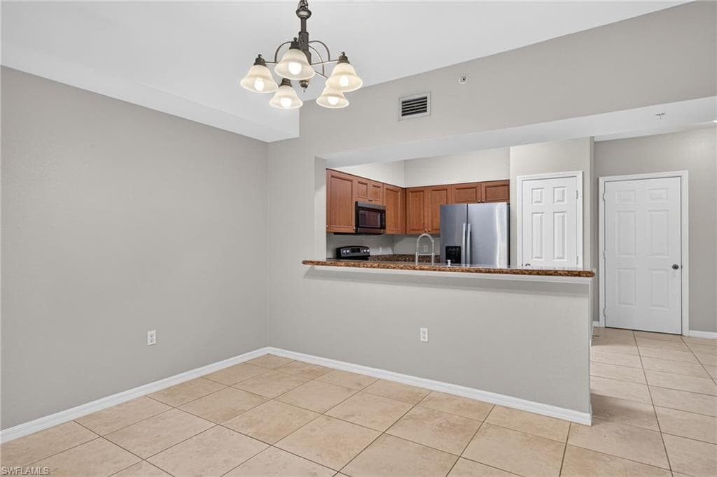 20265 Royal Villagio CT 107-11