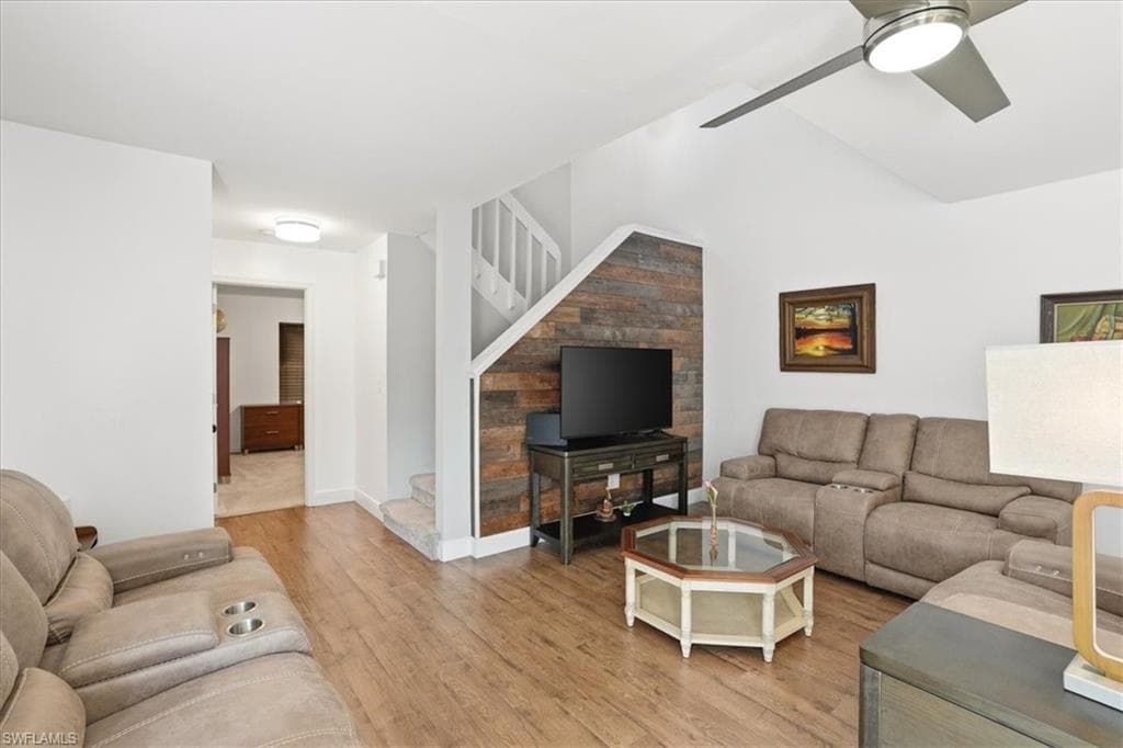 13730 Downing LN W-1-4