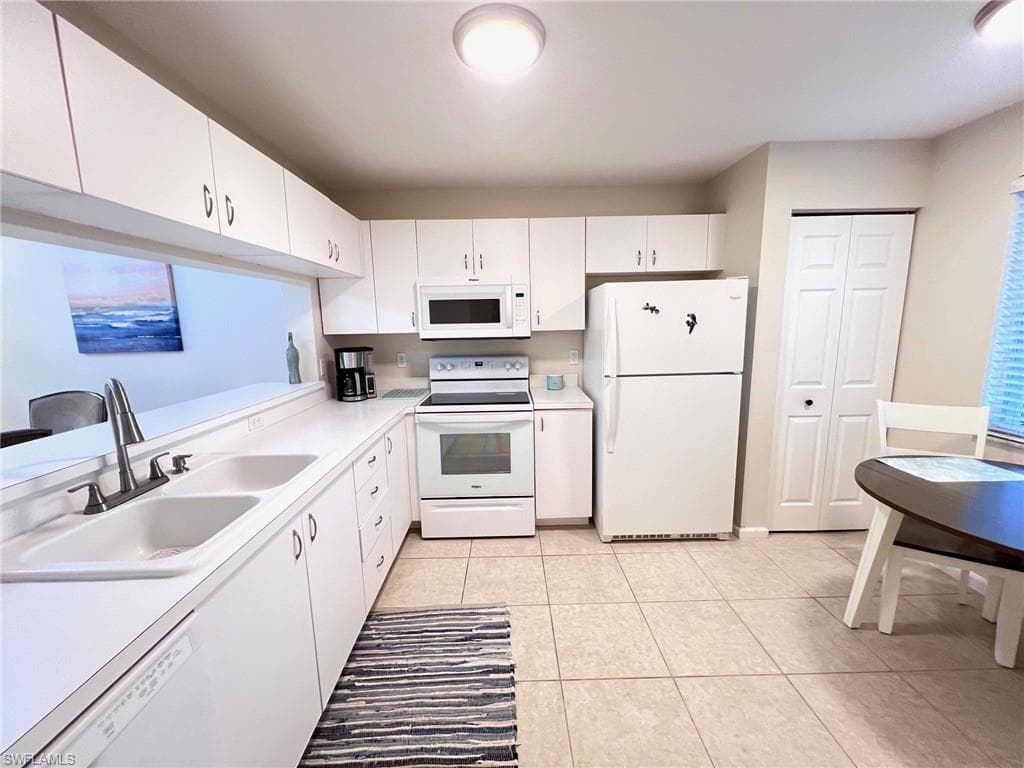 1051 Eastham WAY B104-7