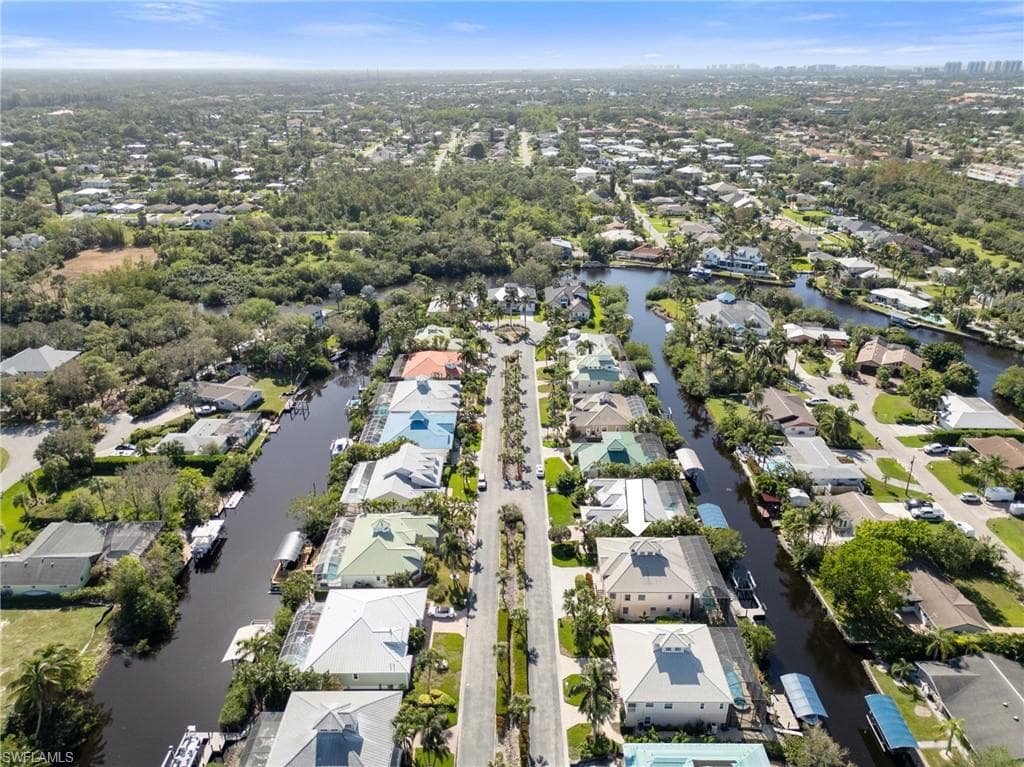 27130 Flamingo DR-23