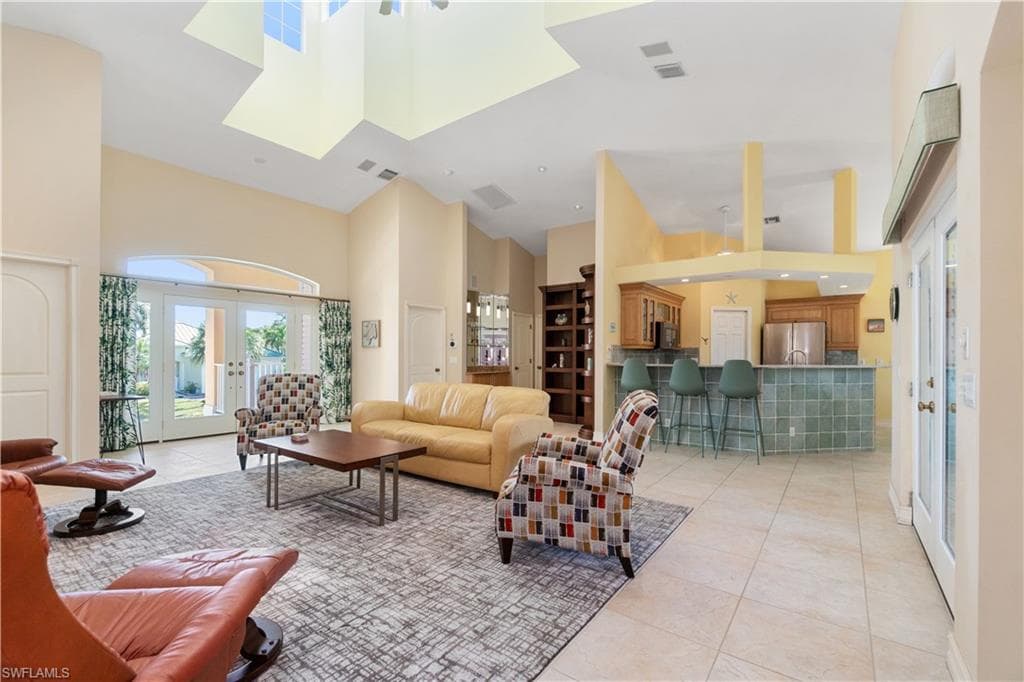 27130 Flamingo DR-4