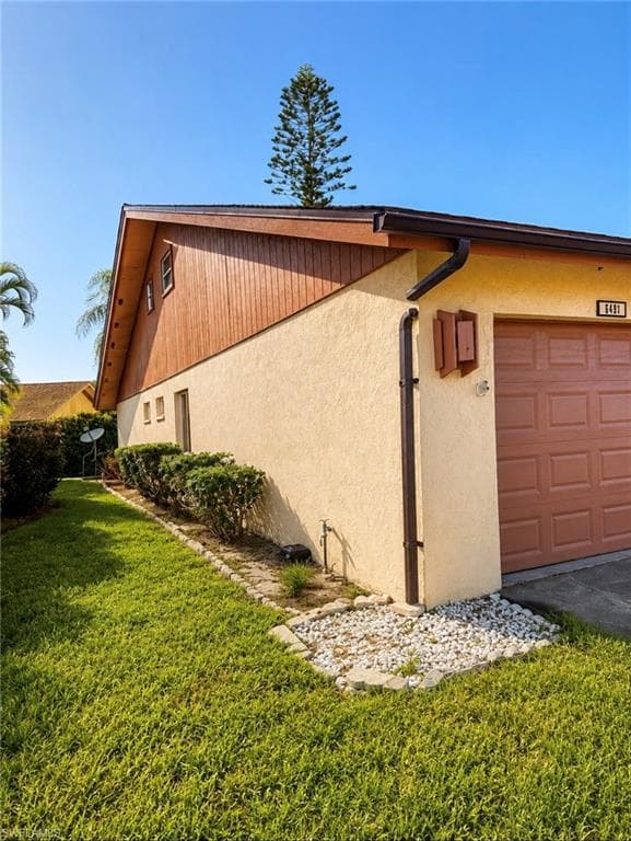6491 Royal Woods DR-37