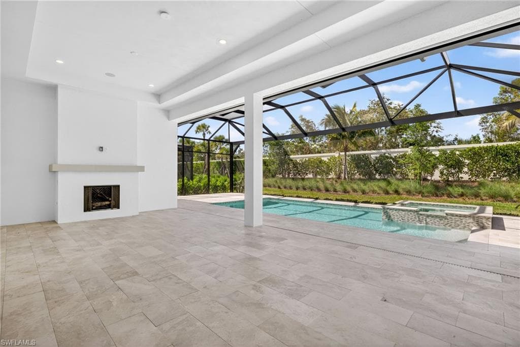 9712 Moonflower LN-33