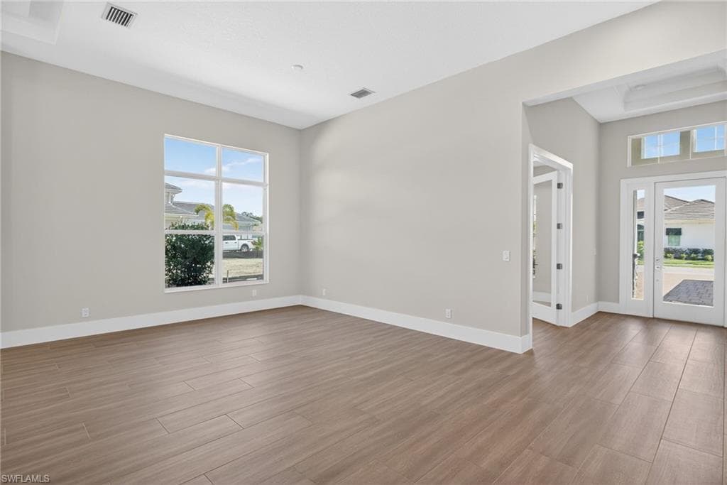 9712 Moonflower LN-11