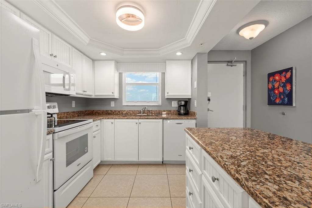 250 Estero BLVD 602-14