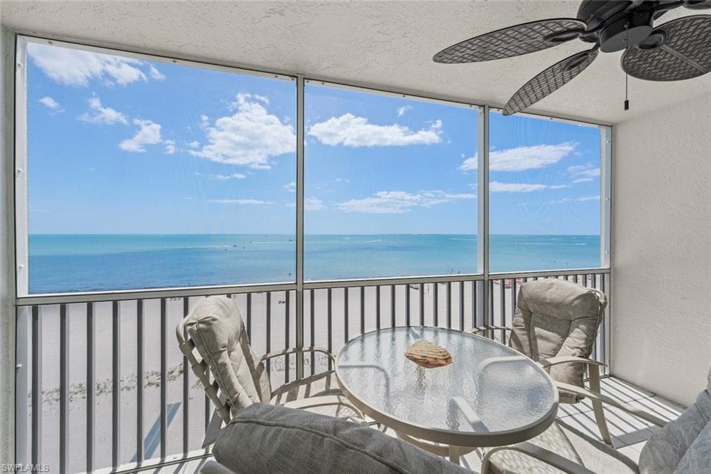 250 Estero BLVD 602-40
