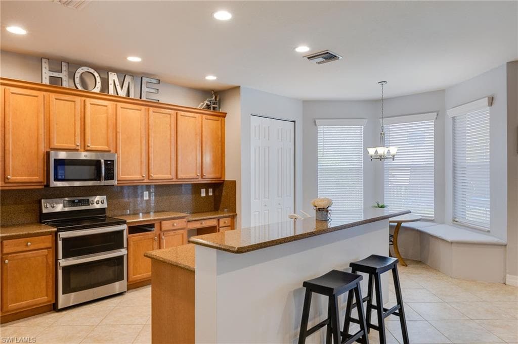 10519 Winged Elm LN-6