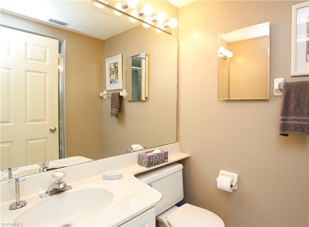 1044 Woodshire LN B203-27
